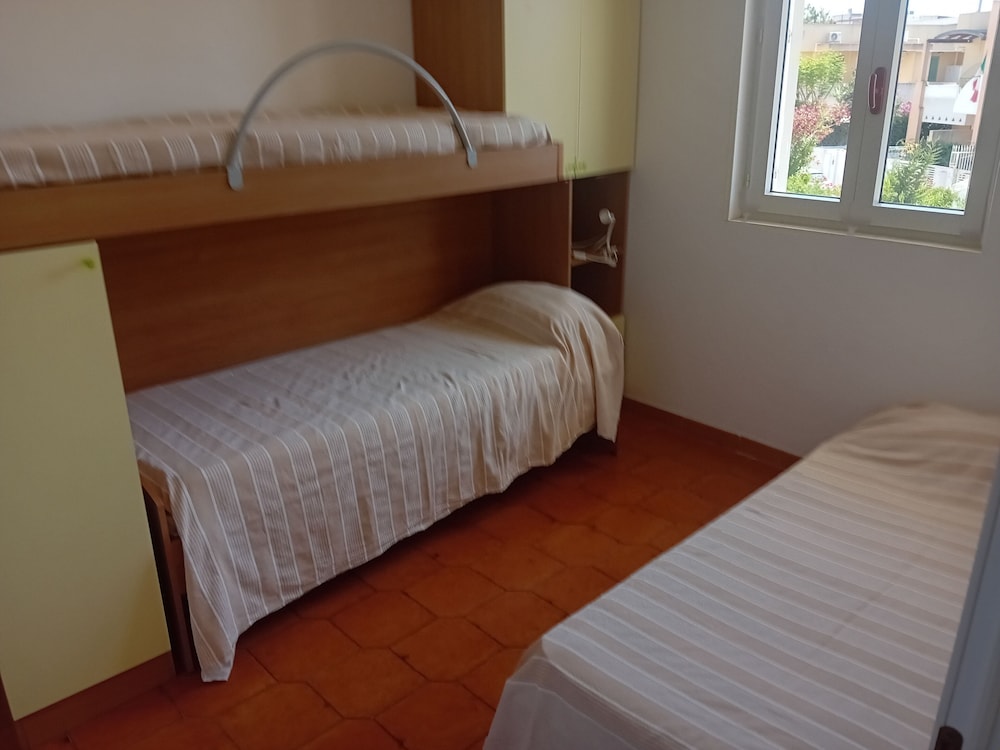 Trilocale Oleandri in Baia Verde view 3