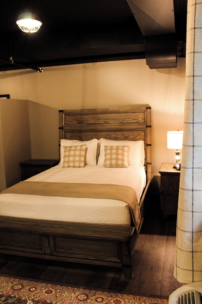 4th Street Lofts
