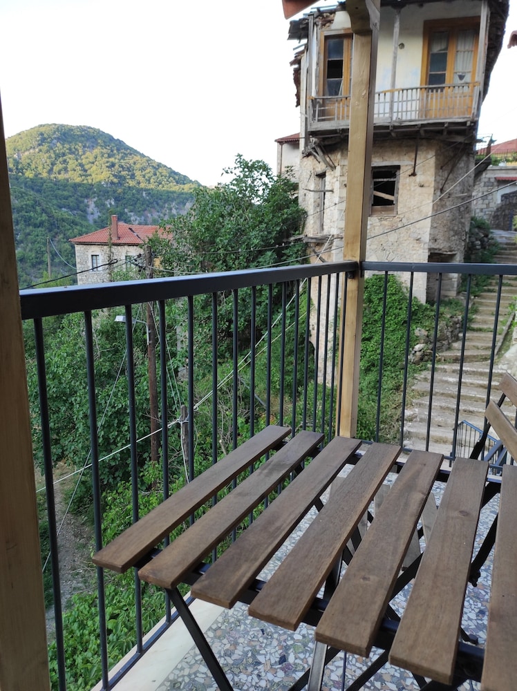 Photo 42