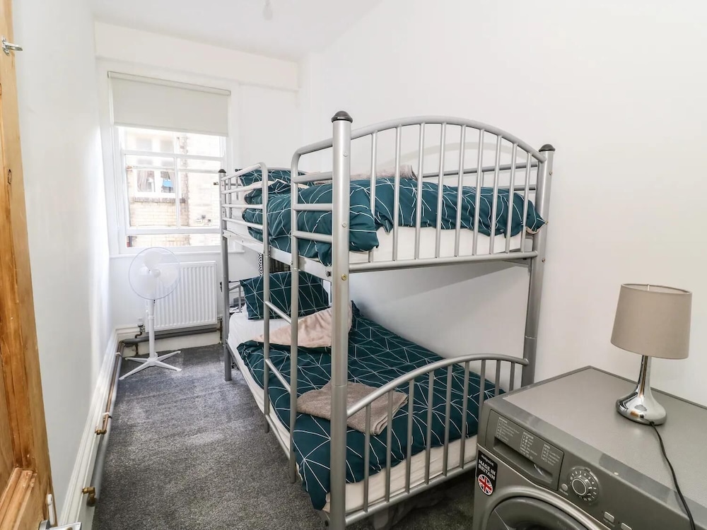Apartment Located Centrally for up to 4 Guests view 4