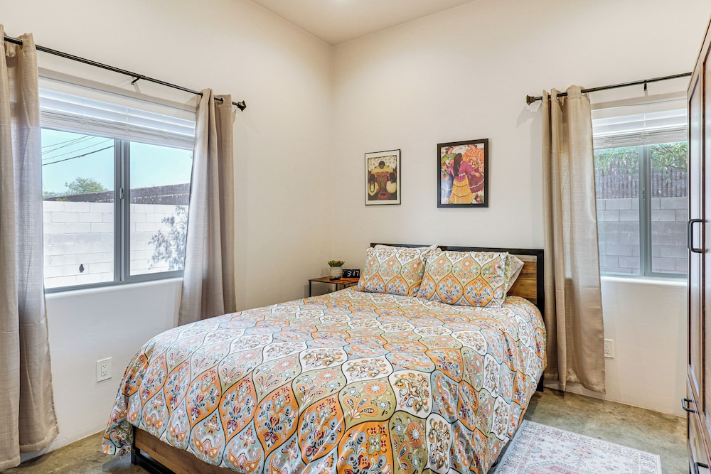 Tucson Vacation Rental Near Downtown & University! view 3