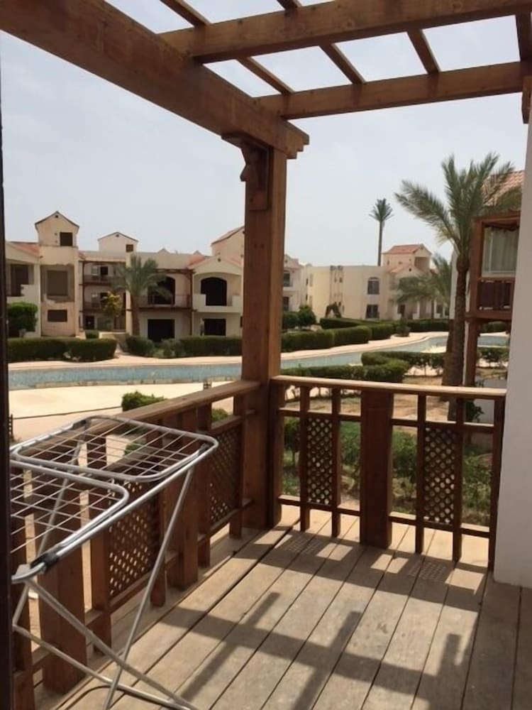 Gold Sharm Residence