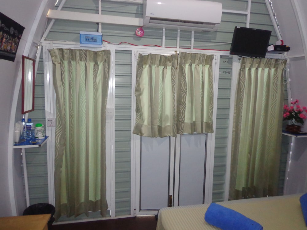 A4 Residence Colombo Airport - Hostel