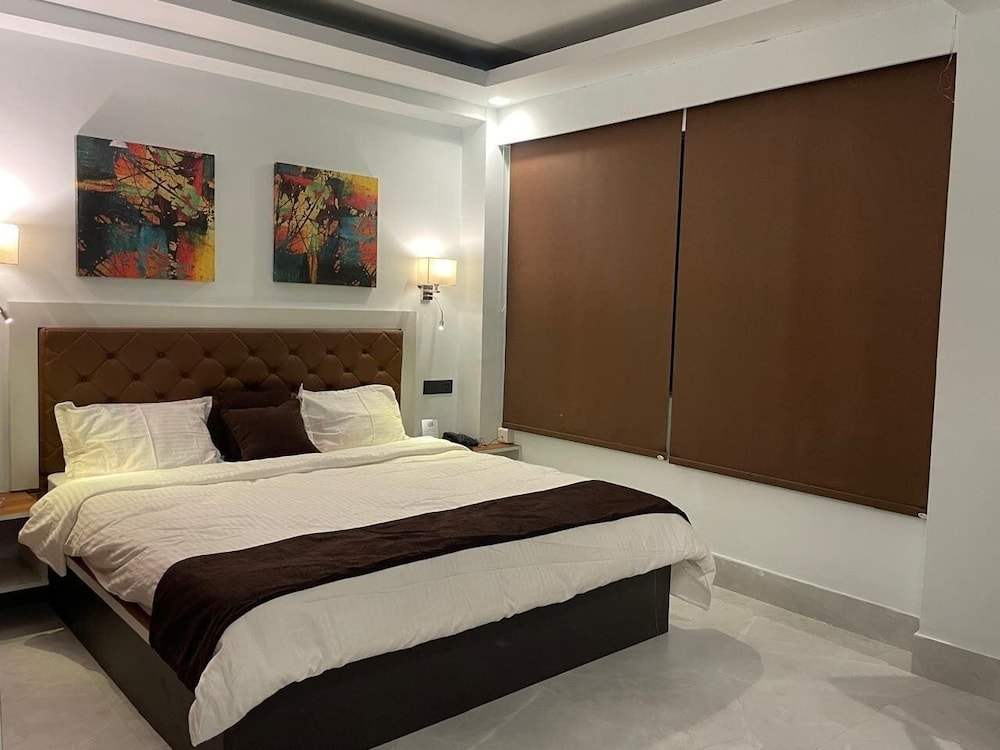 Blue Angel Annexe