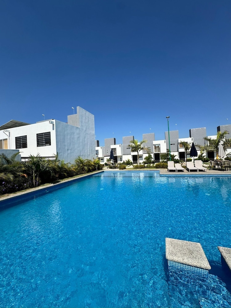Residencia Altavela Privada 51