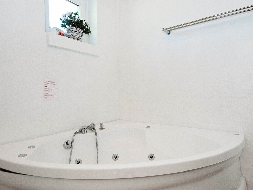 12 Person Holiday Home in Ega-by Traum view 4