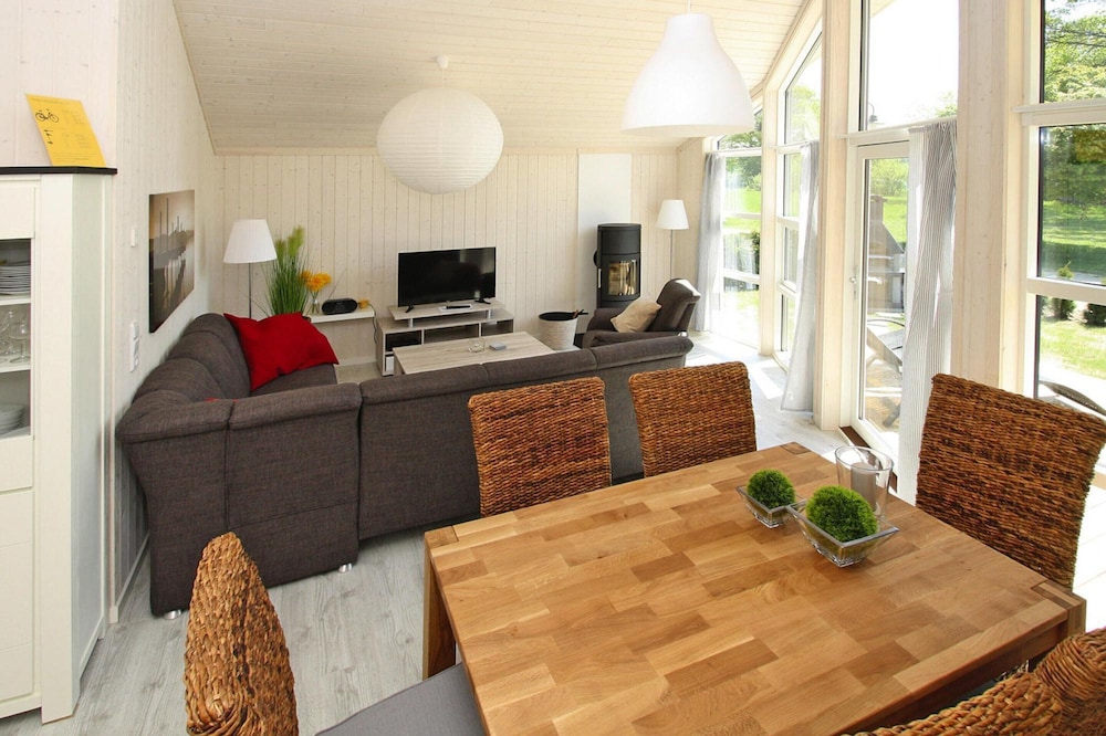 Ferienhaus Seebrise mit Sauna am Dummer See