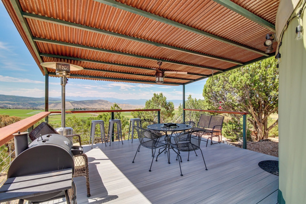 Mountainside Yurt w/ Views < 3 Mi to Black Canyon! view 2