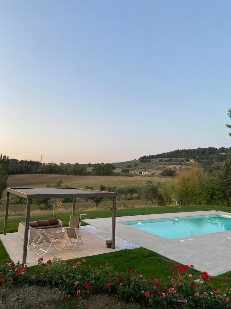VILLA RINA GUEST HOUSE