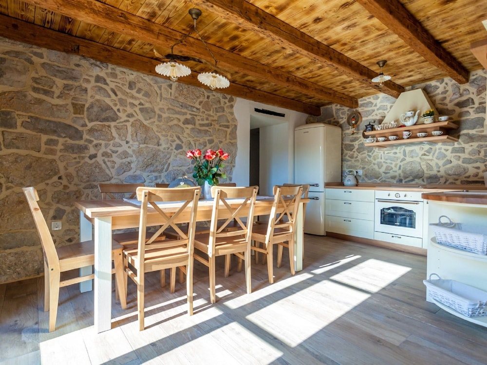 Gorgeous Villa With Private Swimming Pool and Covered Terrace view 5