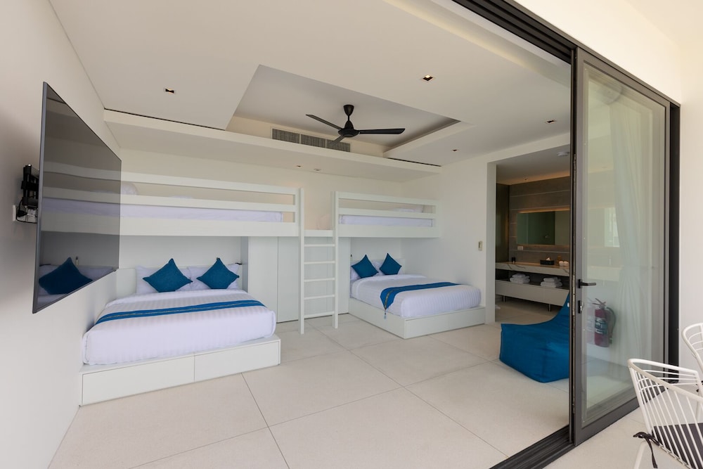 Villa Blue View Luxe view 5