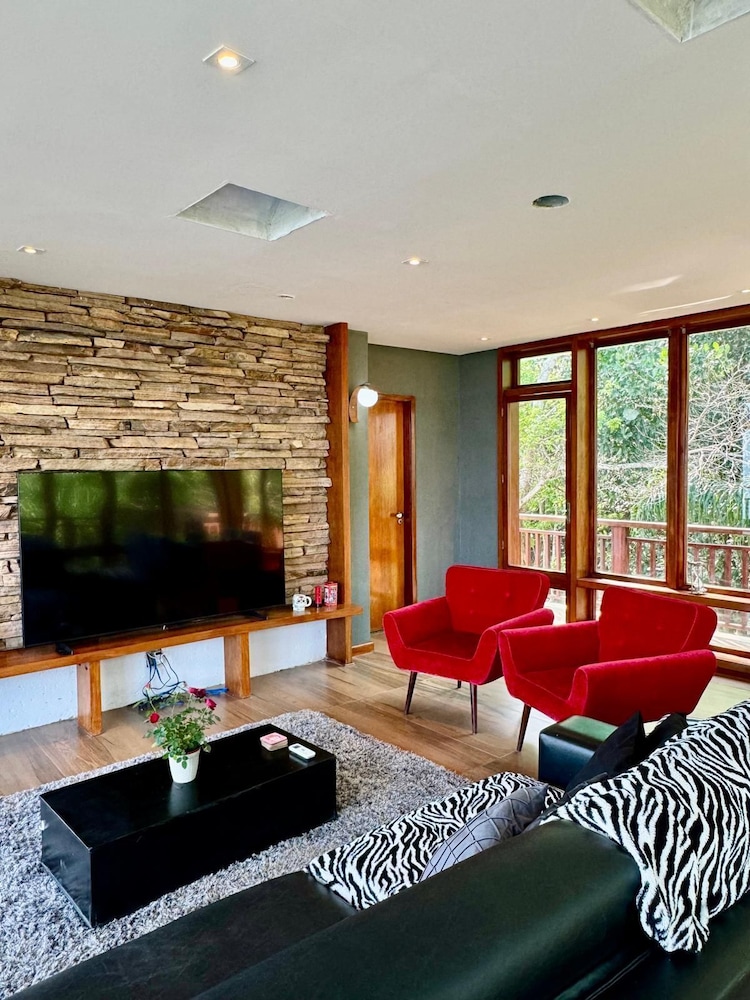Leonardi's Sunset House