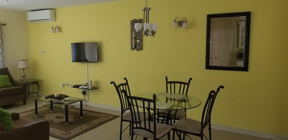 Executive Suites - Palms of Ottawa