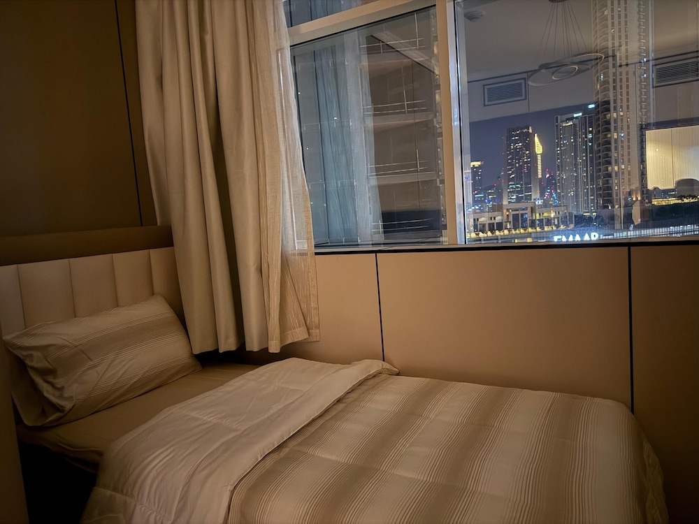 3 Min To Dubai Mall Hostel