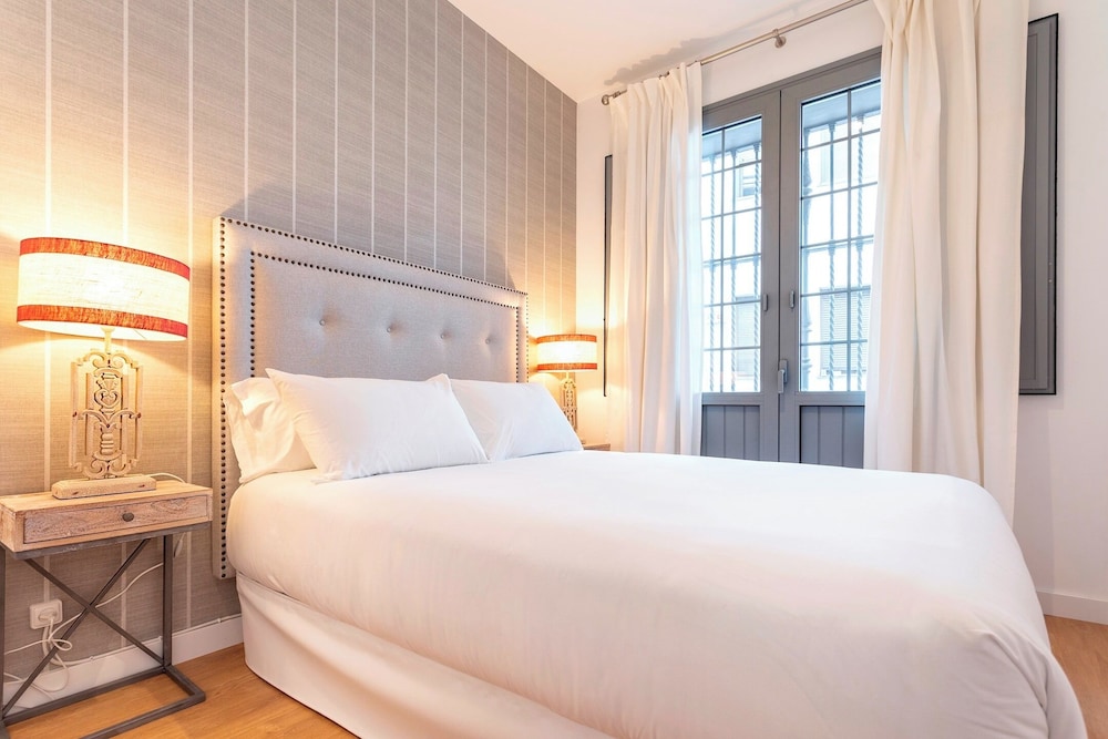 Genteel Home Goyeneta