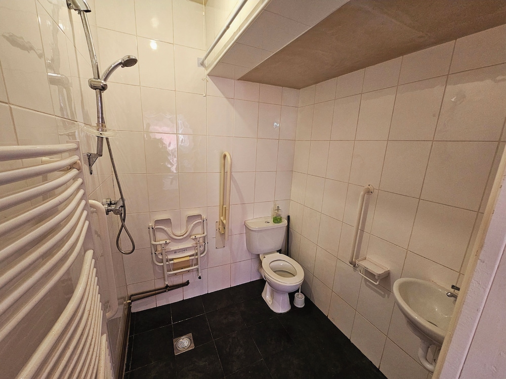 Photo 25