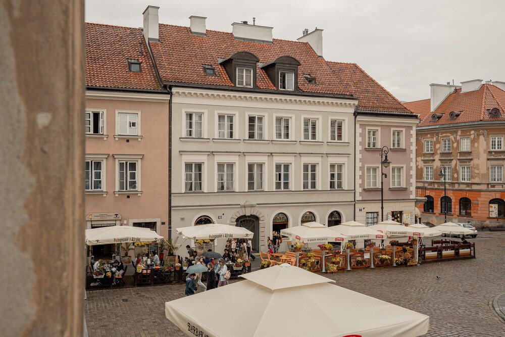 Apartment Freta Old Town by Renters view 2