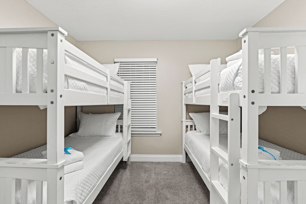 Spacious 4-bed, 3-bath Beach House Sleeps 12 for the Perfect Getaway