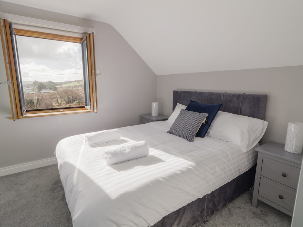Moorhen House