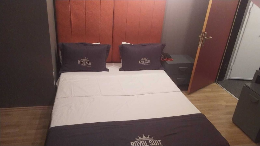 VALERON SUITE PREMIUM