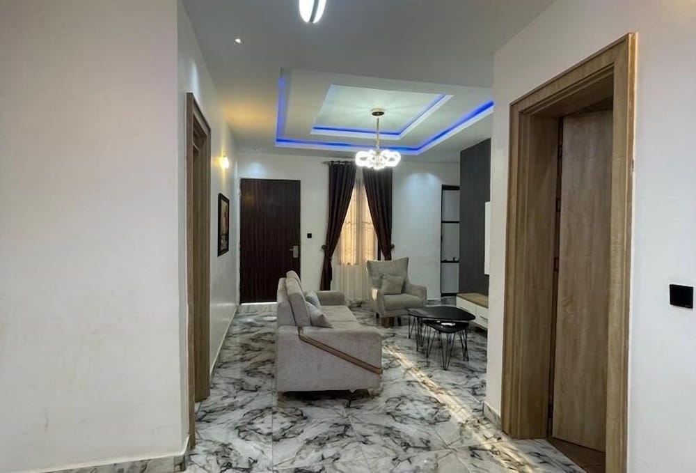 Deroche Apartment