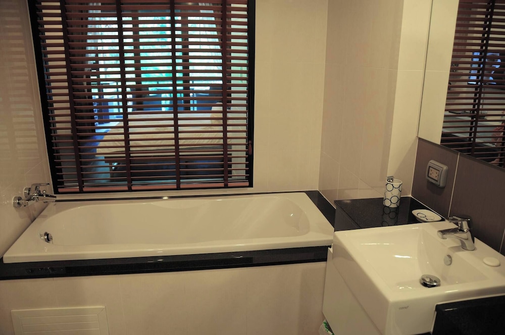 Luxurious 45sqm Apartment in Peaceful Patong Location