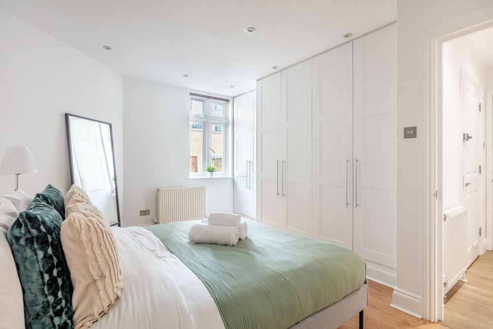 Chic 1BR Close to Buckingham Palace