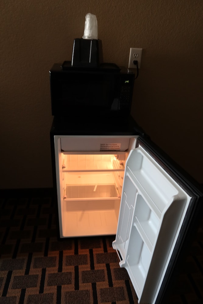 West Worth Inn and Suites
