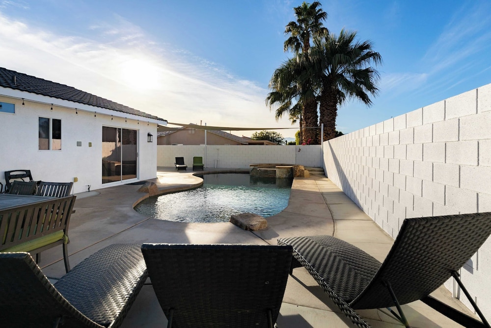 Pacifica Sur by Avantstay Pool, Hot Tub, Gazebo