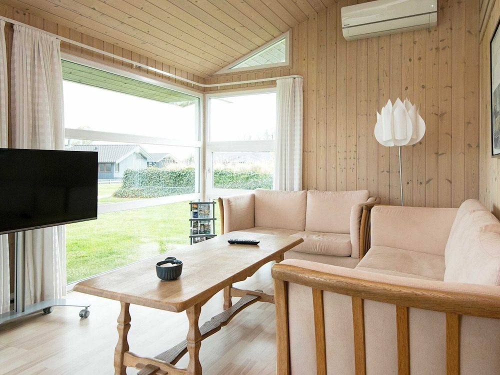 6 Person Holiday Home in Sjolund-by Traum view 5