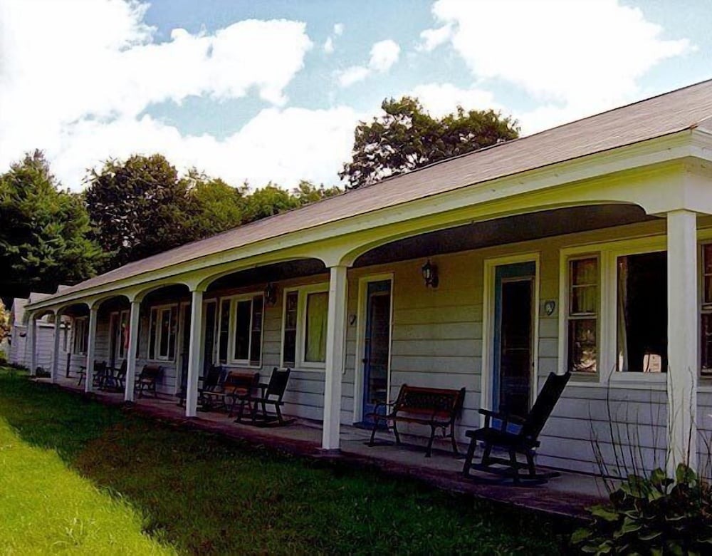 West Road Motel view 4