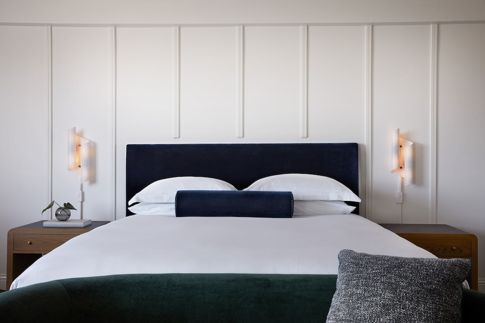 Kimpton Alton Fisherman's Wharf by IHG 58