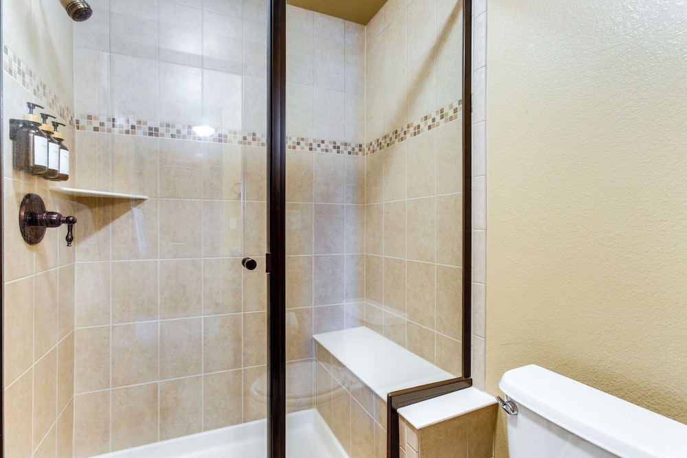 Spacious Fraser Gem: 7 Mi to Winter Park!