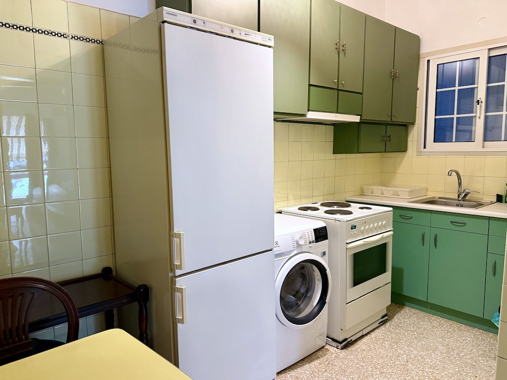 Neos Kosmos Family Apartment