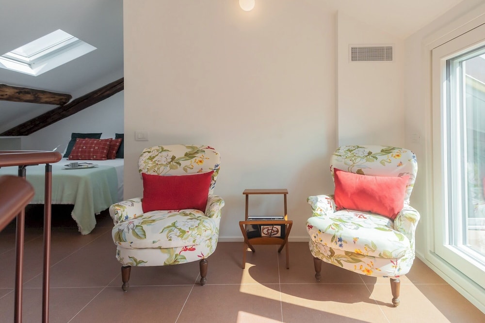 Rooftop Nest in Como City Center by Rent all Como