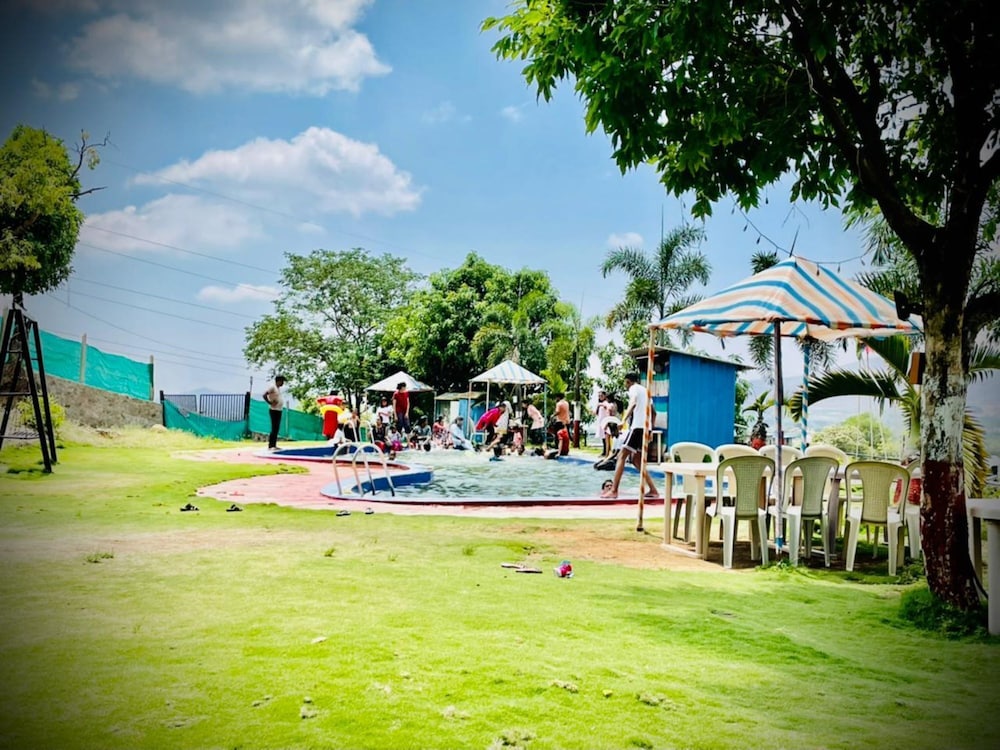 Hotel Krushnai Athavan Farm House