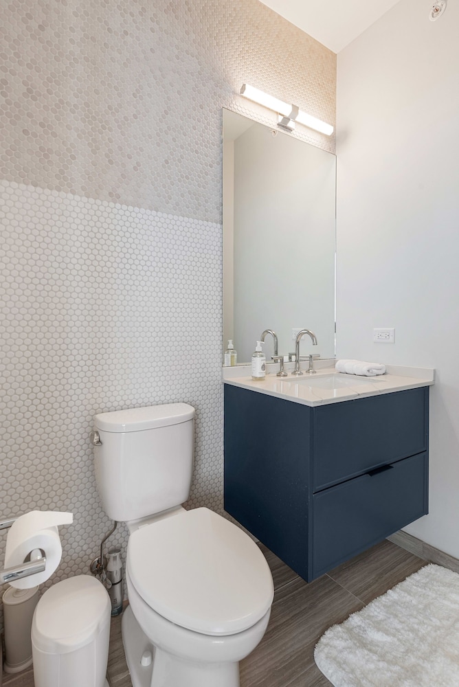 Group Escape 2 Luxury 3BR Penthouses