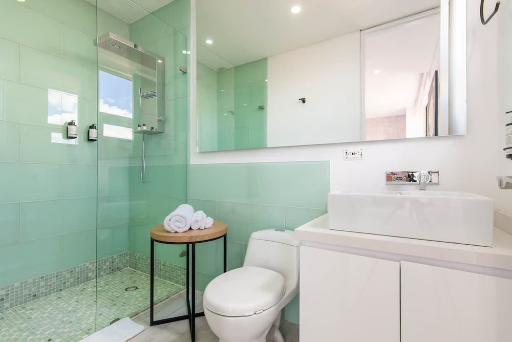 Luxury 4BR in Usaqu n