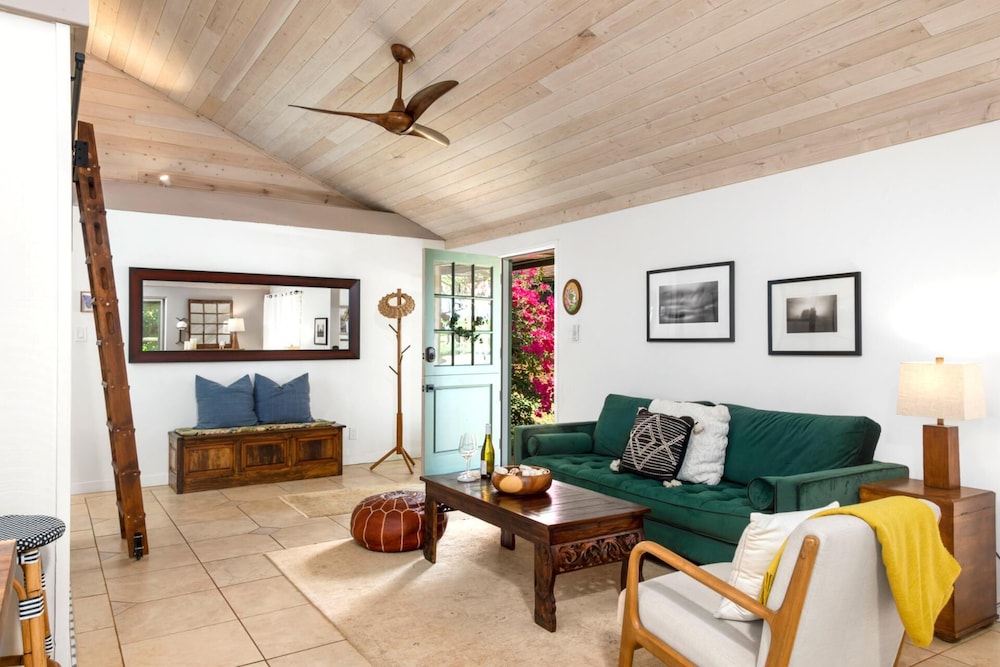 KBM Resorts Free CAR International Colony Club 2-bedroom Cottage, True Essence of Hawaii! Icc-11
