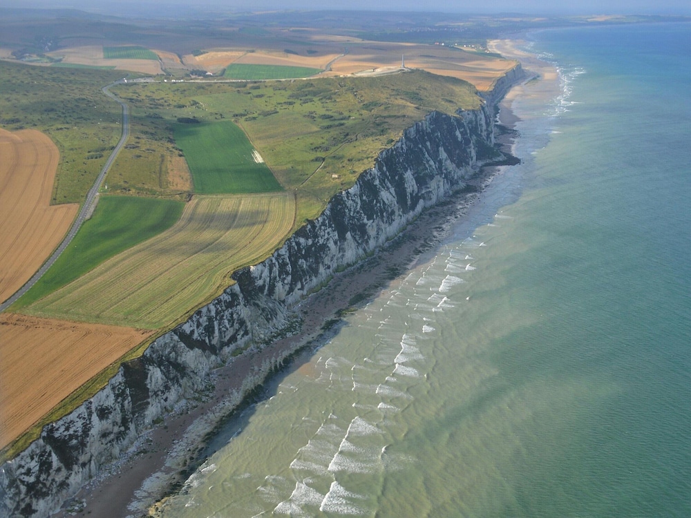 Family-friendly Retreat on the Opal Coast