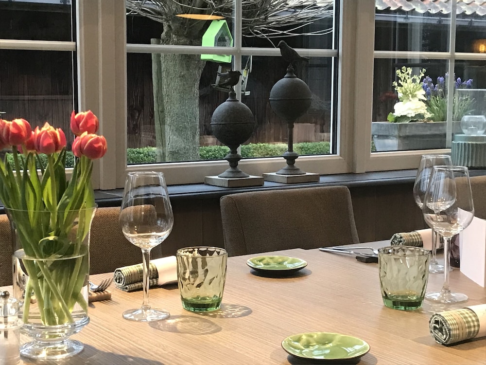 Bruges Vacations - Hotel Bloemenhof - Property Image 8