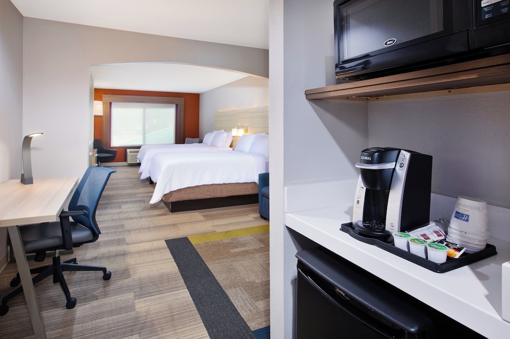 Athens Vacations - Holiday Inn Express Hotel  Suites Athens, an IHG Hotel - Property Image 42