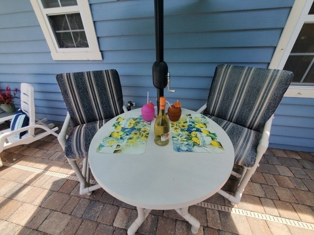 Beach Blossum 3 Bedroom Home