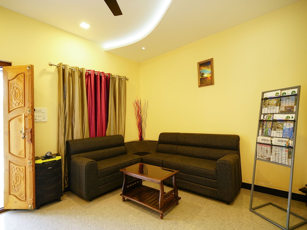 OYO 16630 Home Cocoa Tree Residency
