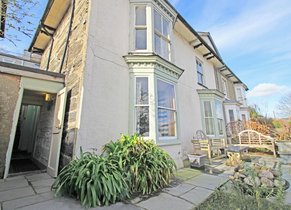 Garth Cottage