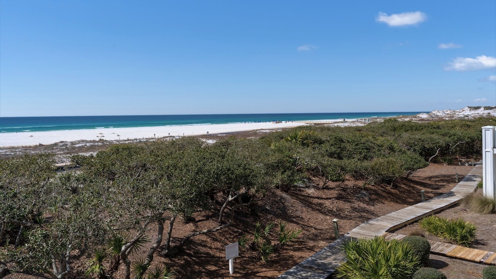Watersound Beach Retreat Pool & Gulf Views + Free Attraction Tickets!