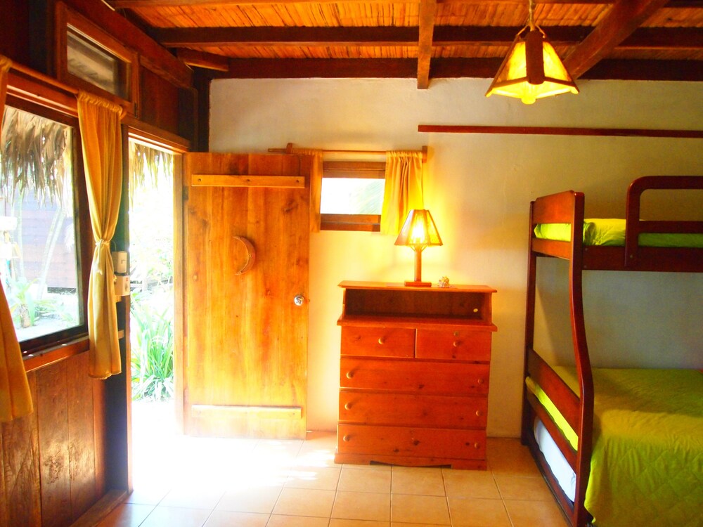 Cuna Luna Hosteria