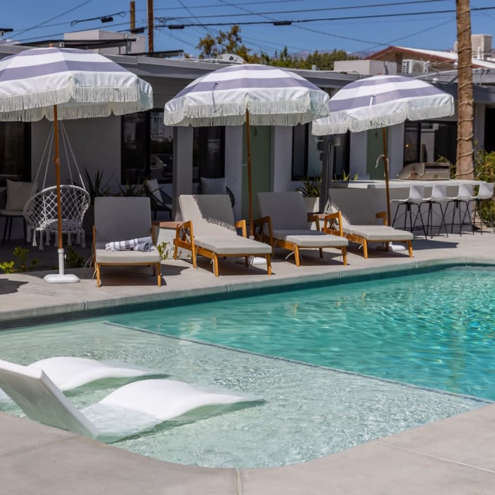 The Yucca Hotel- Entire Boutique Buyout
