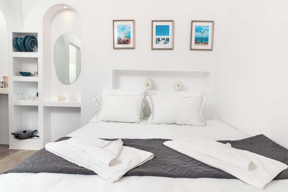 Aitheras Luxury Suites