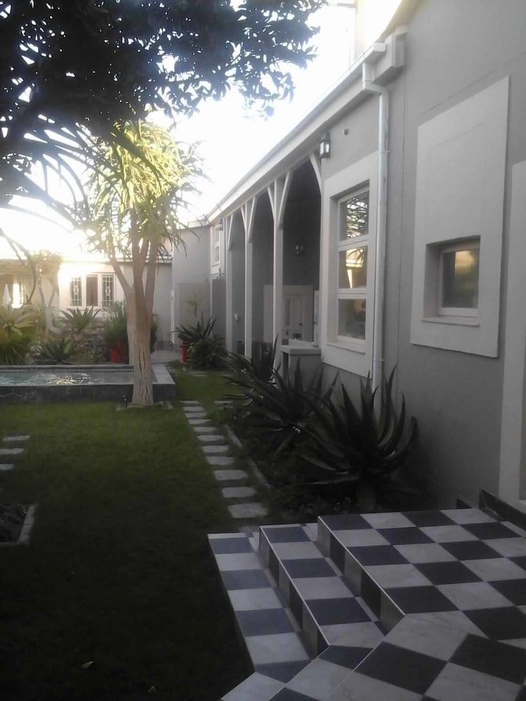 1932 House